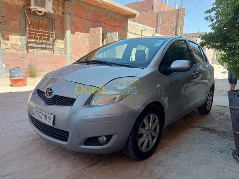 Toyota Yaris 2011 