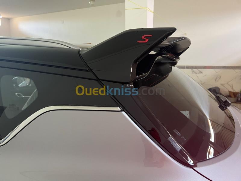 Geely Coolray 2026 Battle  6