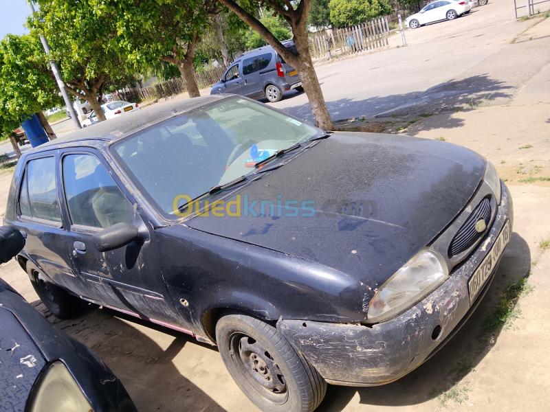 Ford Fiesta 2000 Fiesta 12