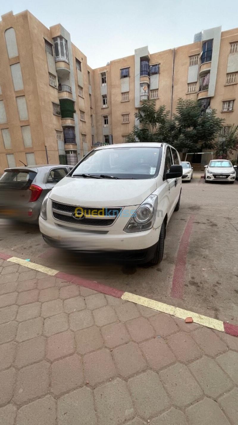 Hyundai H1 2010  3