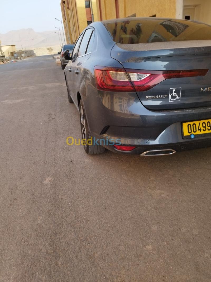 Renault Megane 4  2023 Itens 5