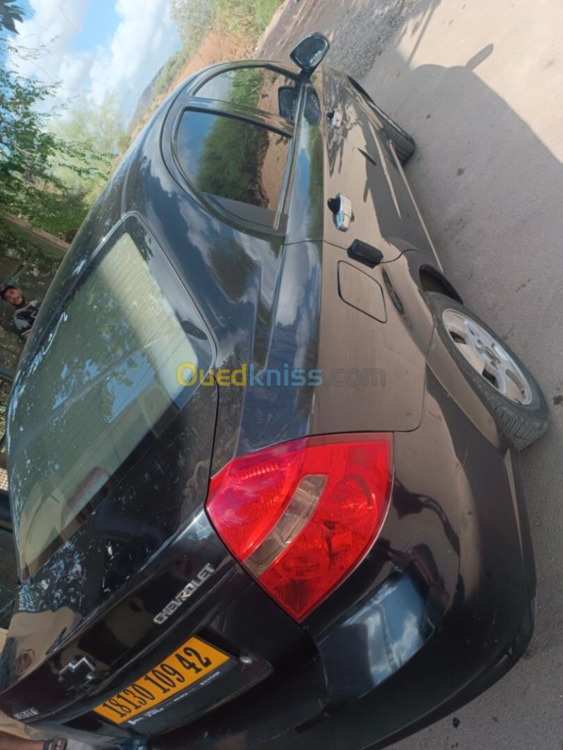 Chevrolet Aveo 4 portes 2009 LT 4