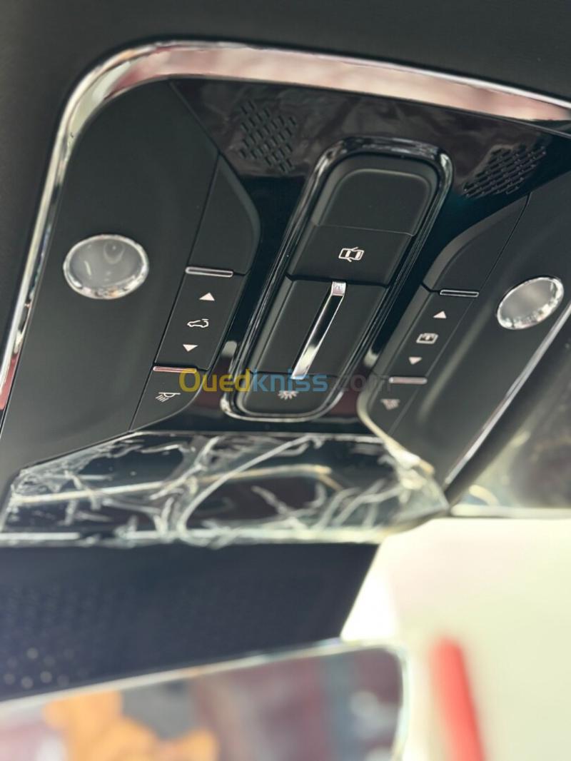 Jetour  X70 PLUS 2026 Luxury Edition 7 places  9