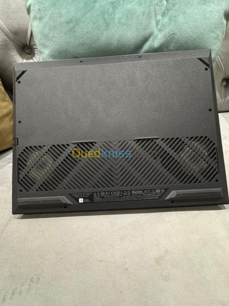 Dell G15 5530 4