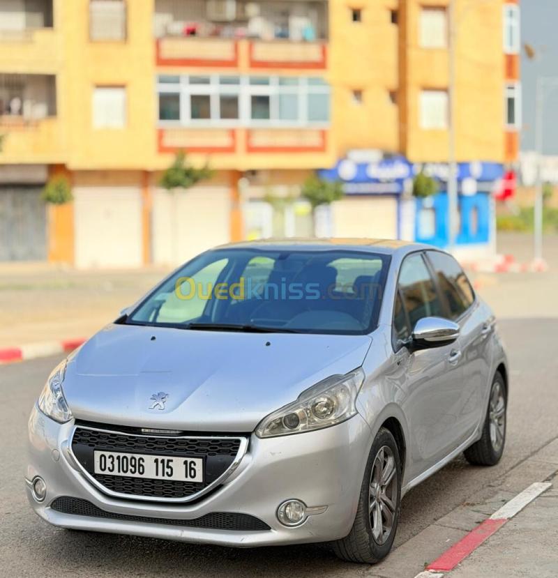 Peugeot 208 2015 Style 2