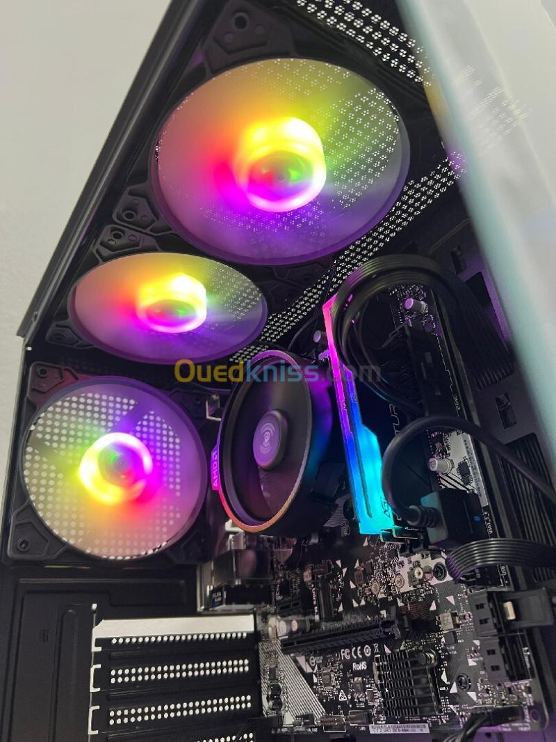 PC GAMER AMD R5 5650G 16 GB RAM 256 SSD 3