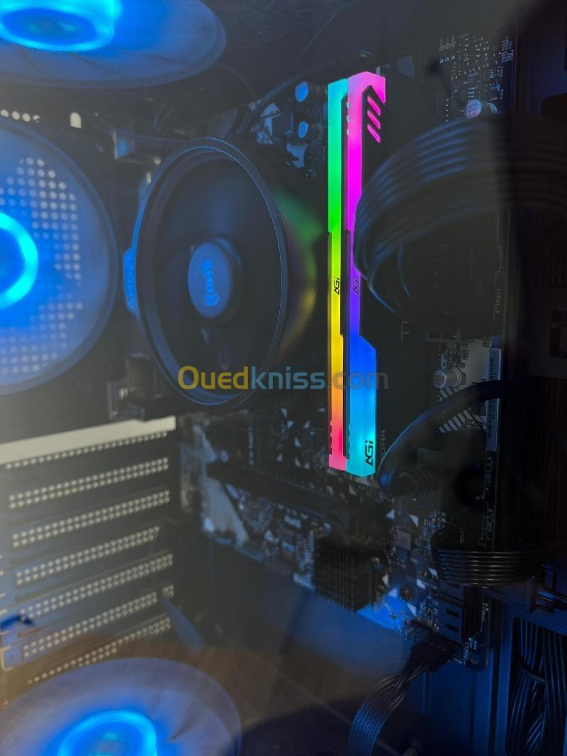 PC GAMER AMD R5 5650G 16 GB RAM 256 SSD 4