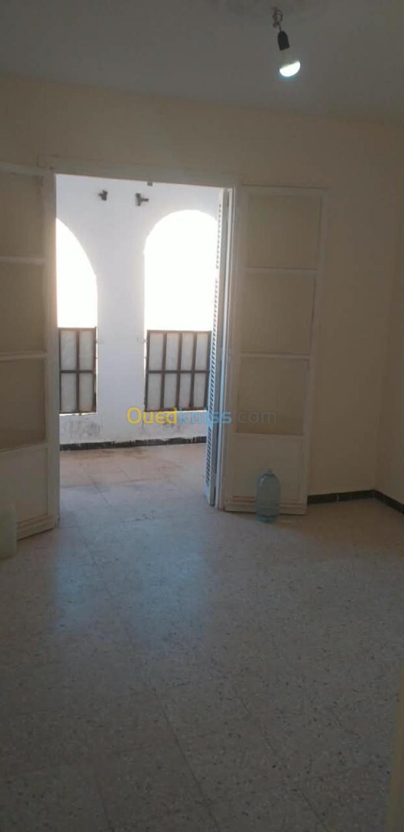 Location Appartement F4 Alger Bordj el bahri 9