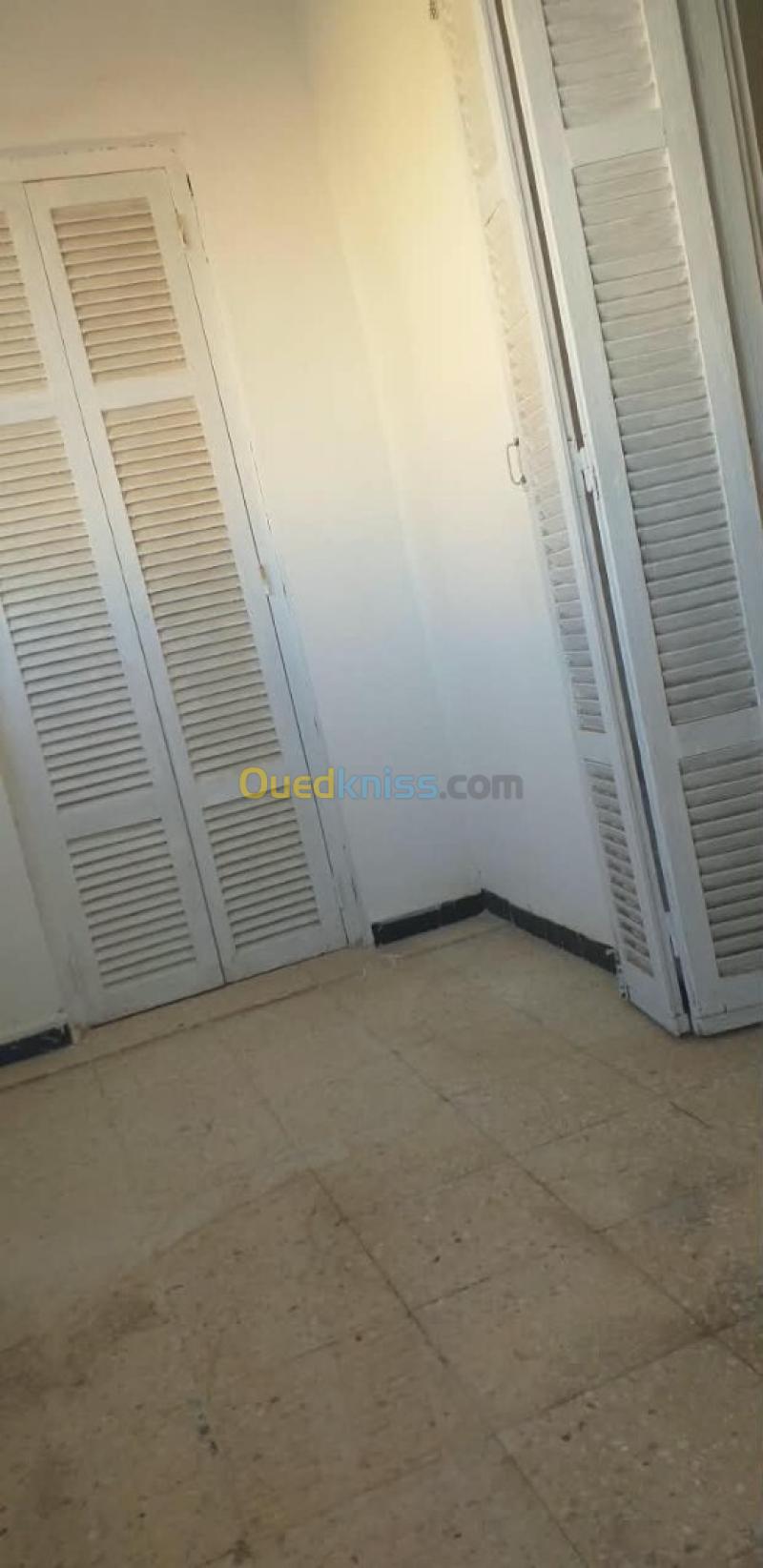 Location Appartement F4 Alger Bordj el bahri 8