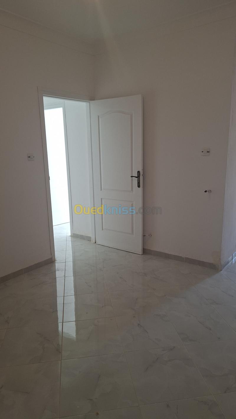 Location Appartement F3 Tipaza Douaouda 8