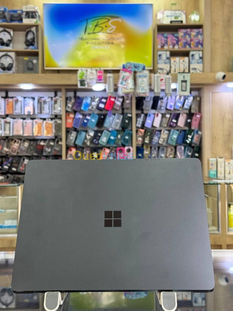 Microsoft Surface Laptop 7 For Business  2K Tactile  Ultra 7 266V  16 Go DDR5   256 Go SSD 7