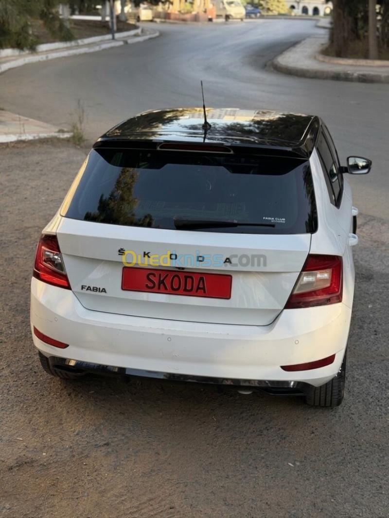 Skoda Fabia 2022 Monte Carlo 5