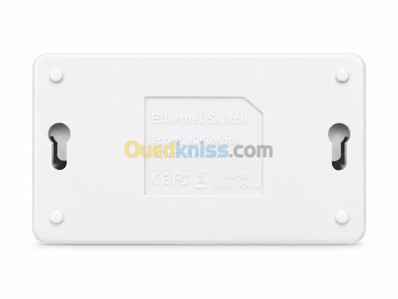 SWITCH RESEAU 5 PORTS AUFA 200MPS 4