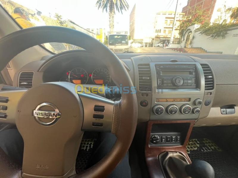 Nissan Pathfinder 2007 Elegance 6
