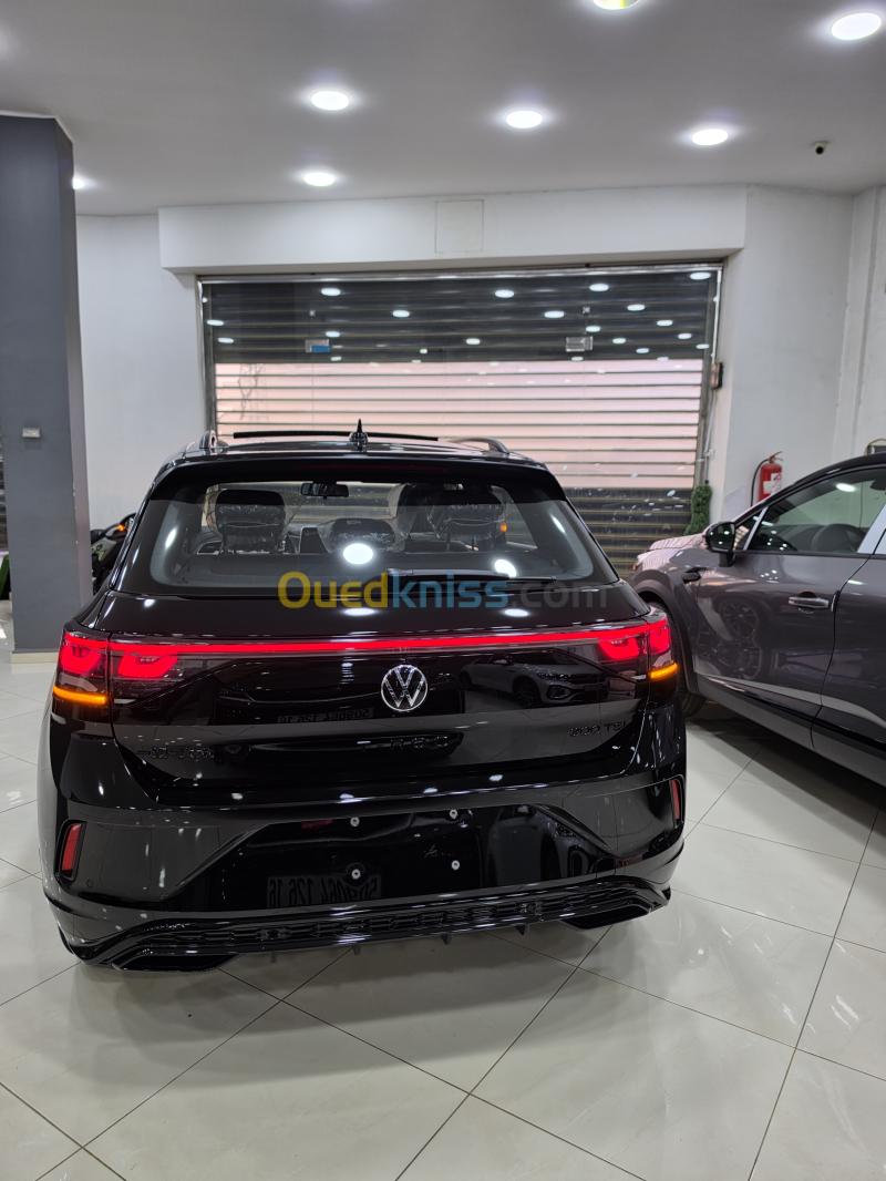 Volkswagen T-Roc 2026 R-Line  11