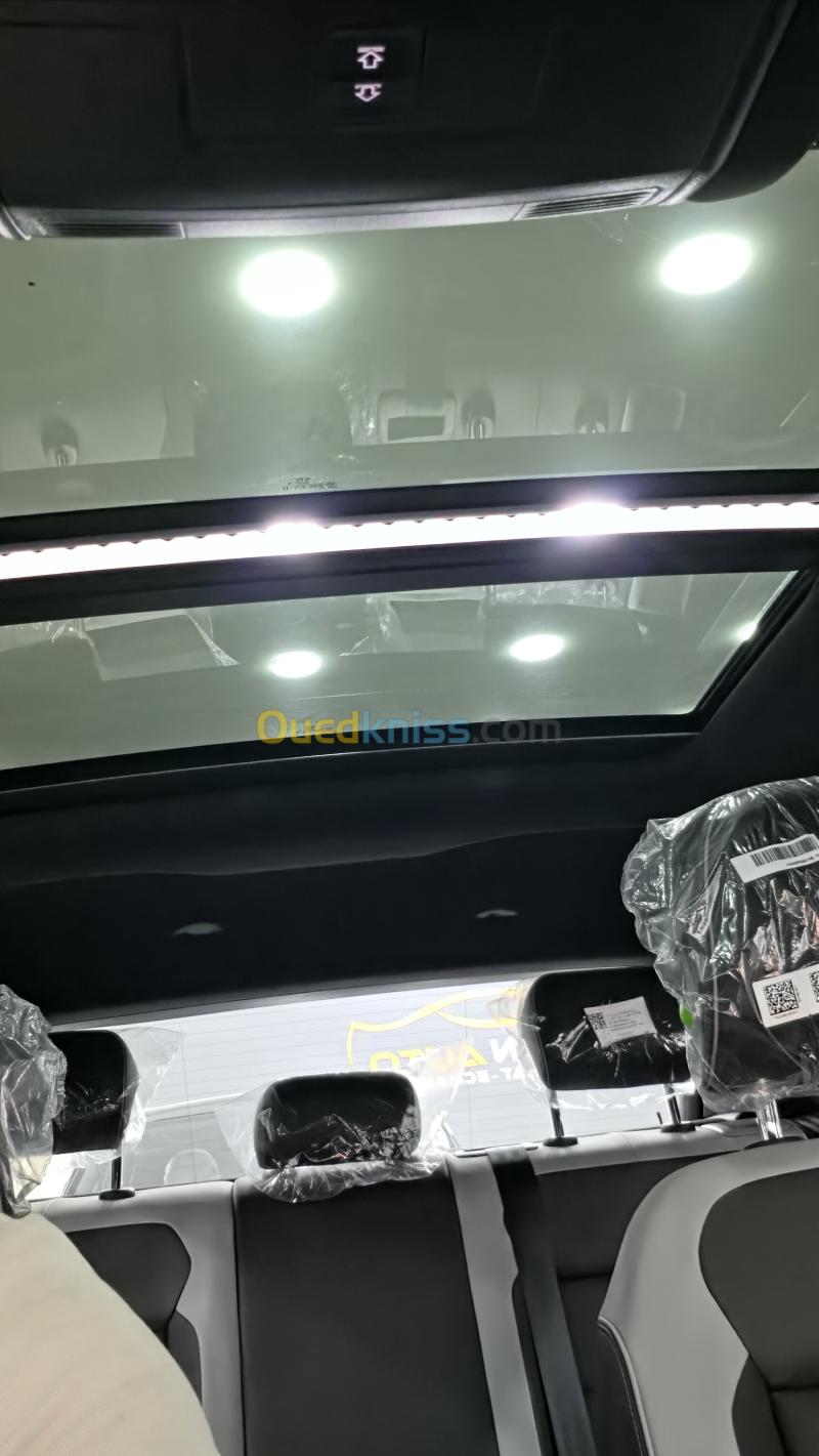 Volkswagen T-Roc 2026 R-Line  34
