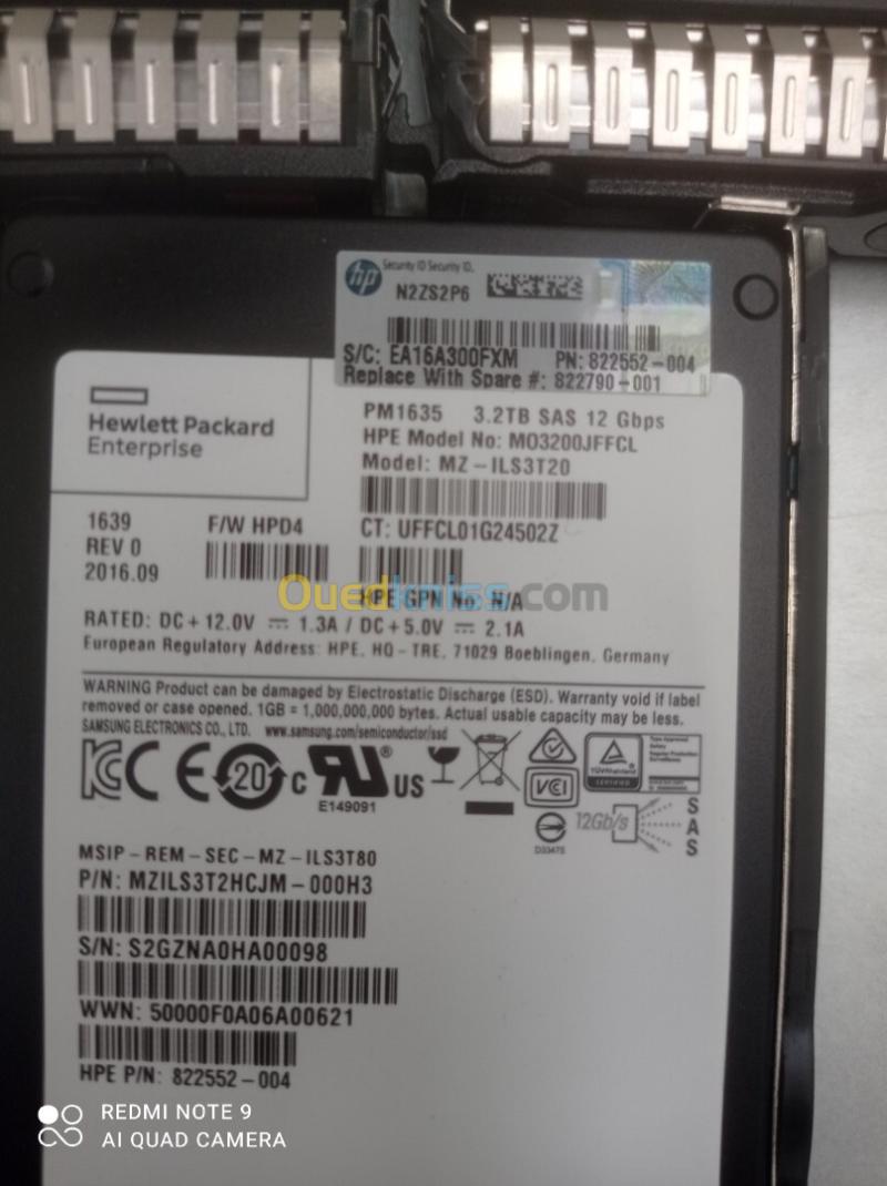Disque serveur SSD SAS ( 3.84 Tb,1.92 Tb,1.6 Tb,960 gb, 800 gb, 480 gb) 5