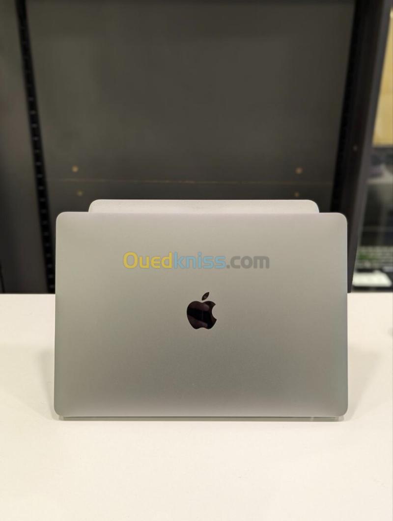 MacBook Pro 2016 i5 8Go 256GB 13.3 Retina 4